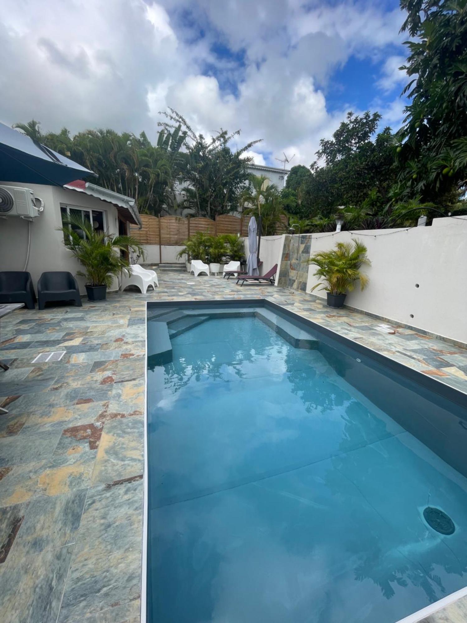 Les Seo Apartment Sainte-Anne  Exterior photo